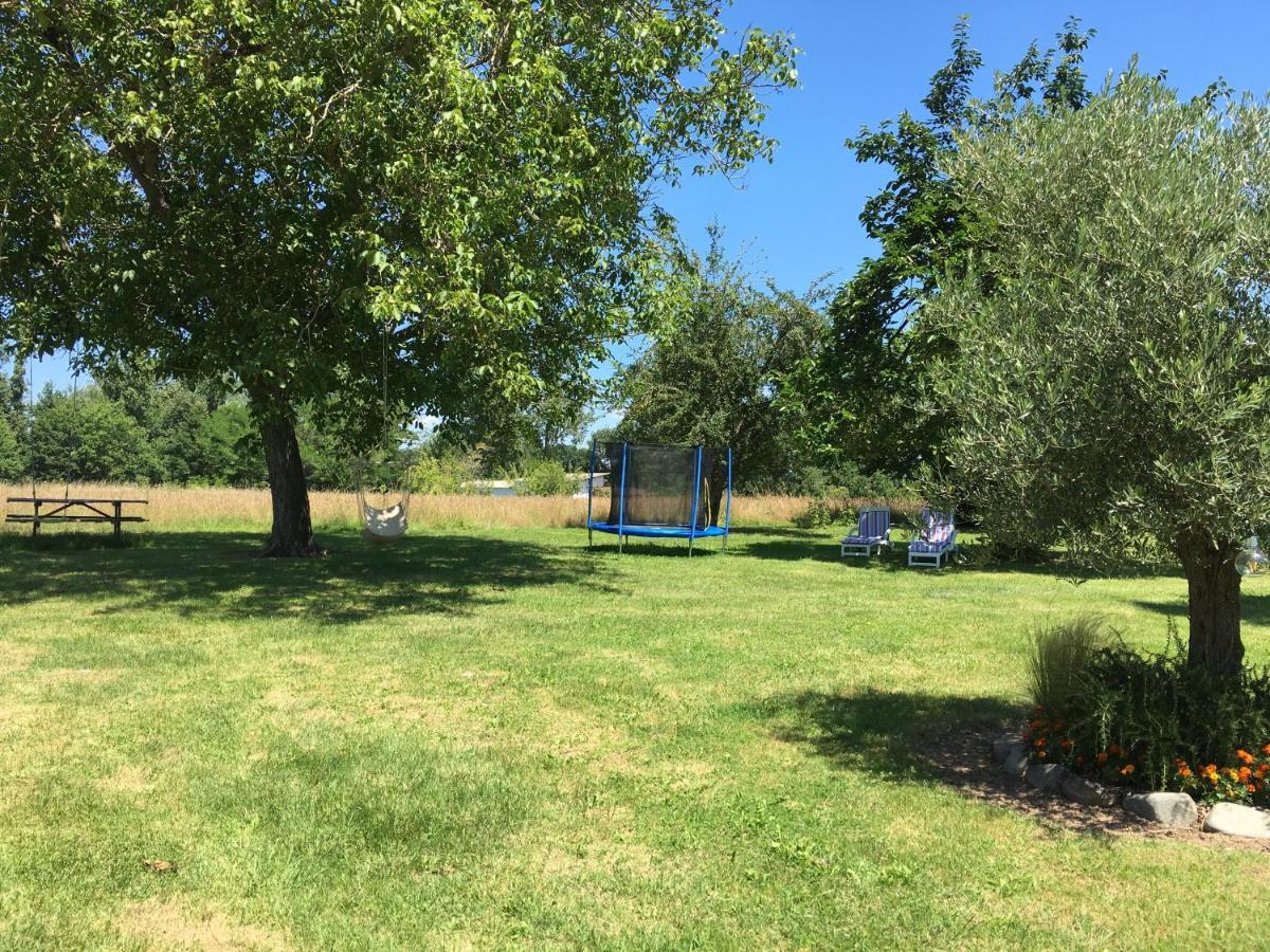 Gite Clodeguy Saint-Sylvestre-sur-Lot Exteriör bild