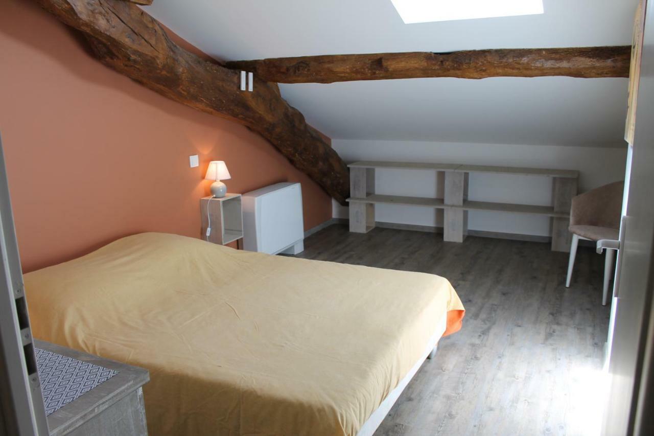 Gite Clodeguy Saint-Sylvestre-sur-Lot Exteriör bild